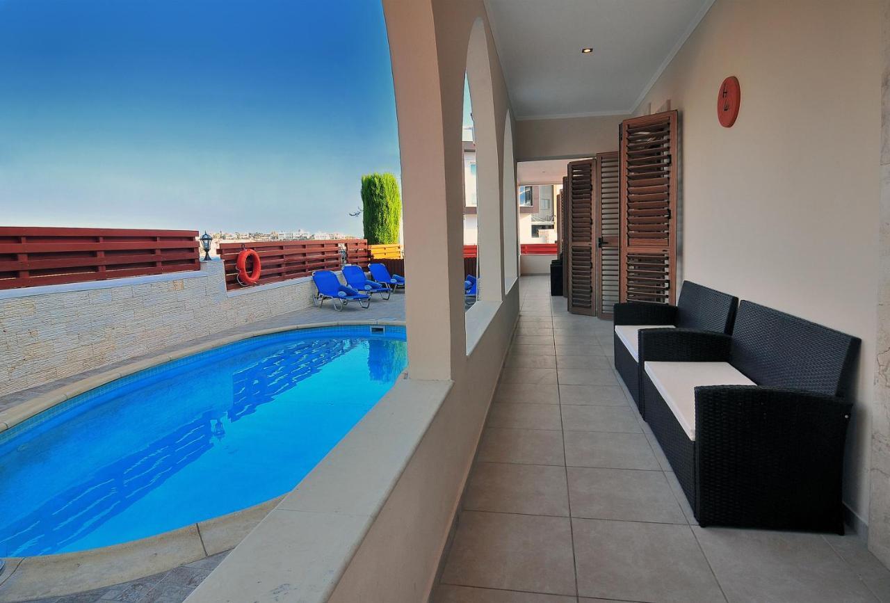 קורל ביי Chronas By Prestige Bookings מראה חיצוני תמונה
