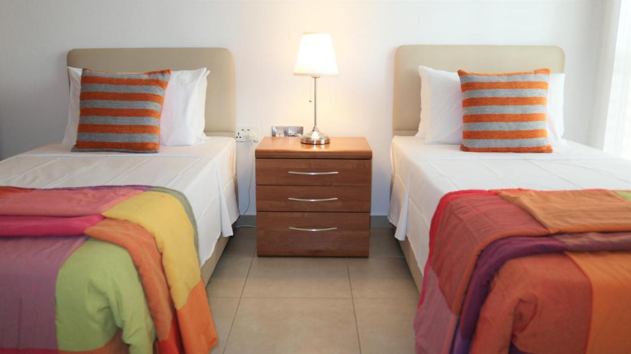 קורל ביי Chronas By Prestige Bookings מראה חיצוני תמונה