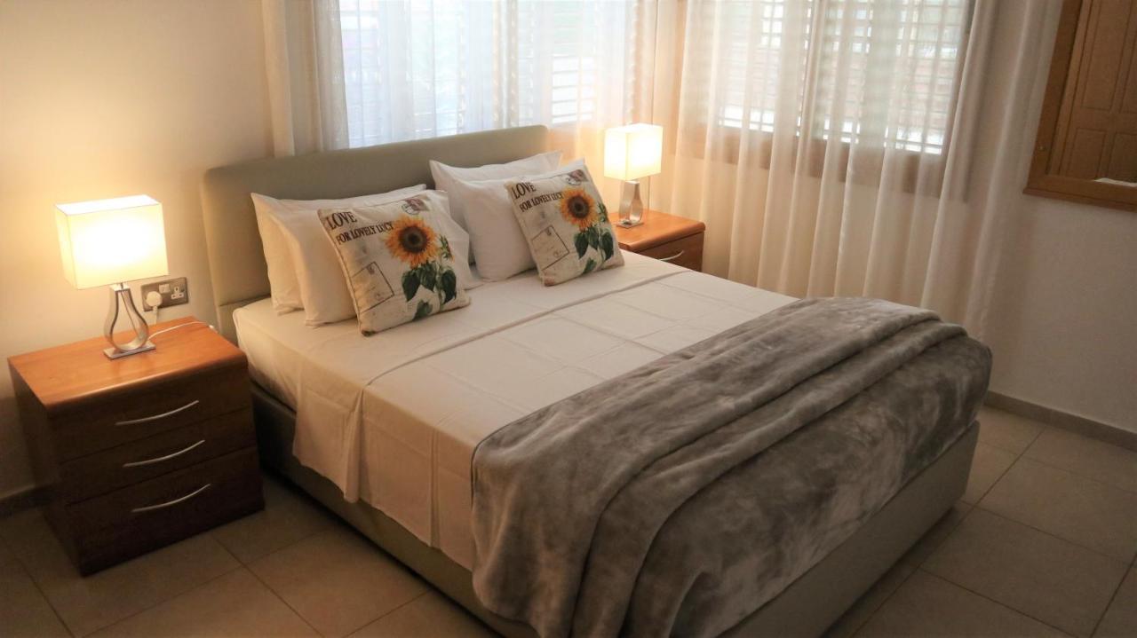 קורל ביי Chronas By Prestige Bookings מראה חיצוני תמונה